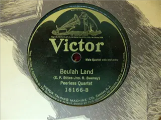 small_victor 16166 b.webp